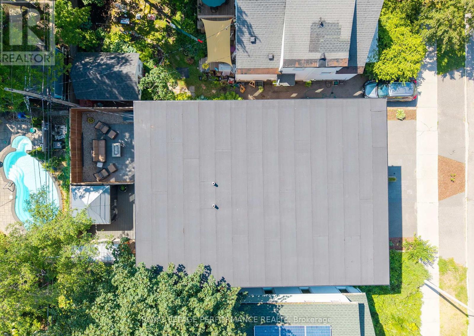 80 Dagmar Avenue