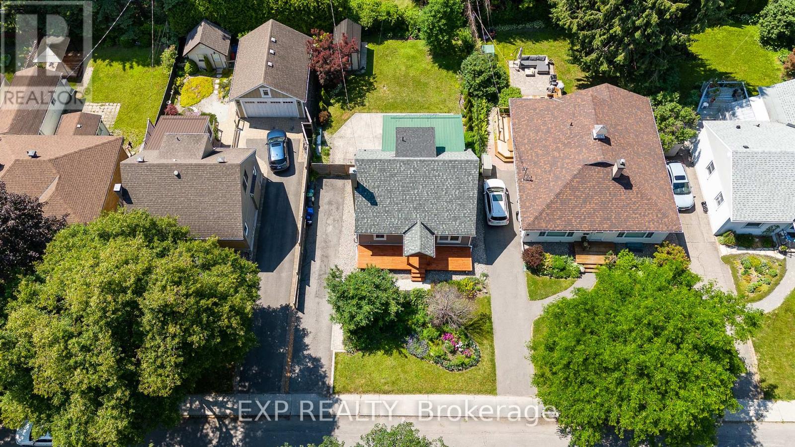 1552 Caledon Street