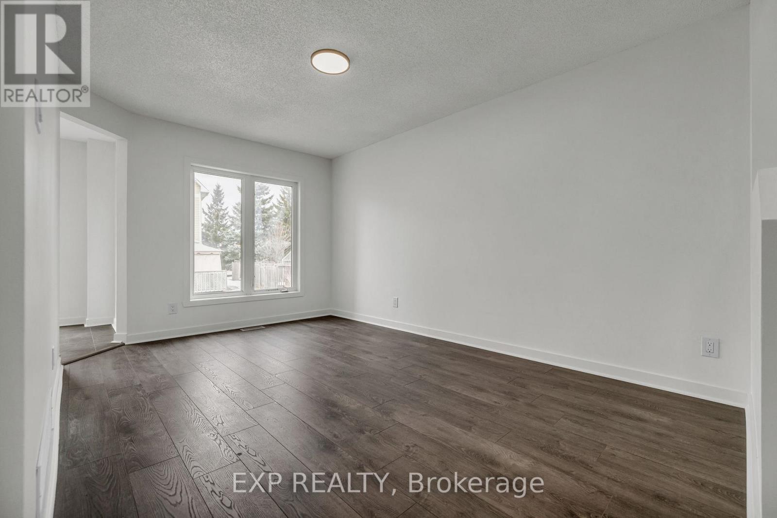 423 Hillsboro Private