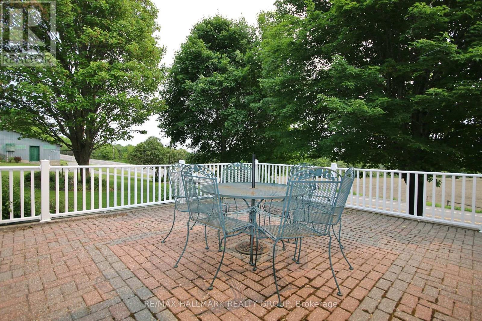 4240 Carp Road