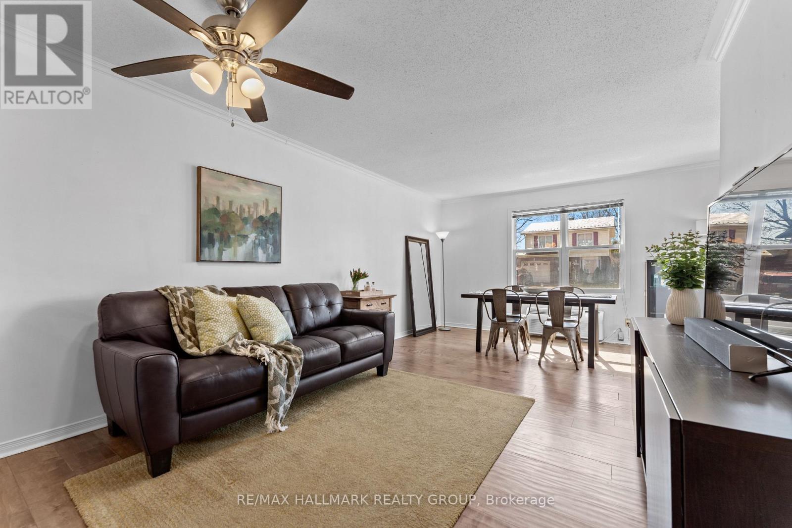 104 - 1099 Cadboro Road