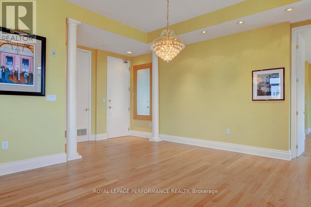 Ph2 - 260 Besserer Street