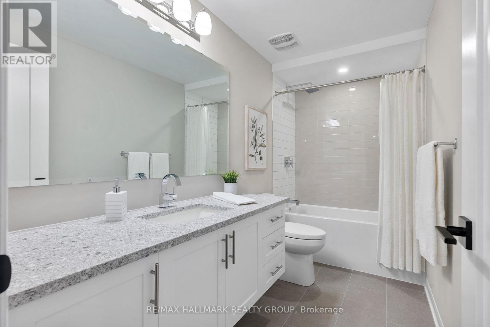 213 Skipper Drive