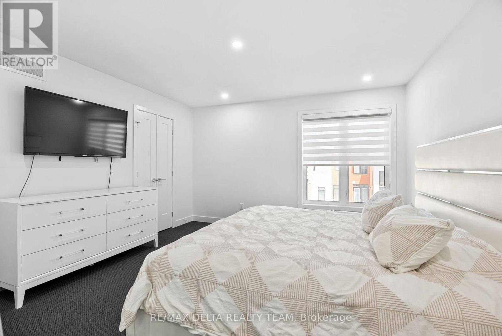 478 Trident Mews