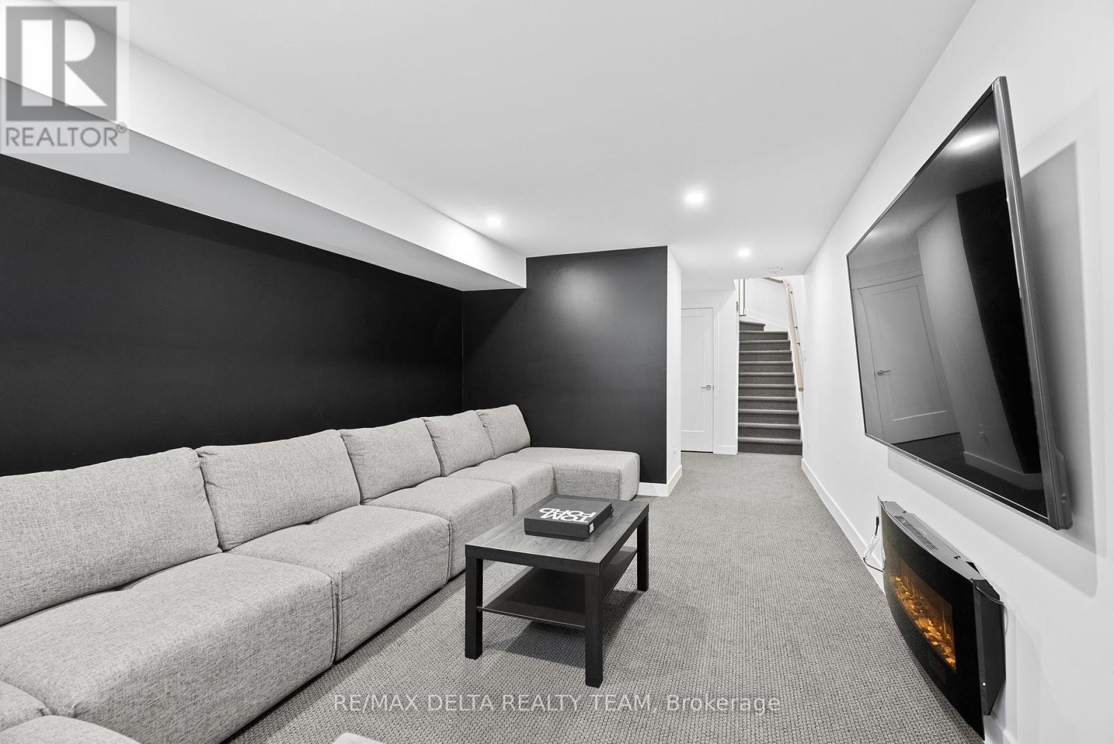 478 Trident Mews