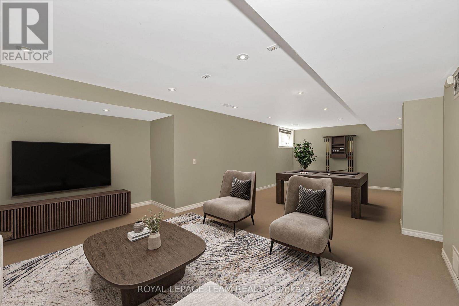 120 Tapestry Drive
