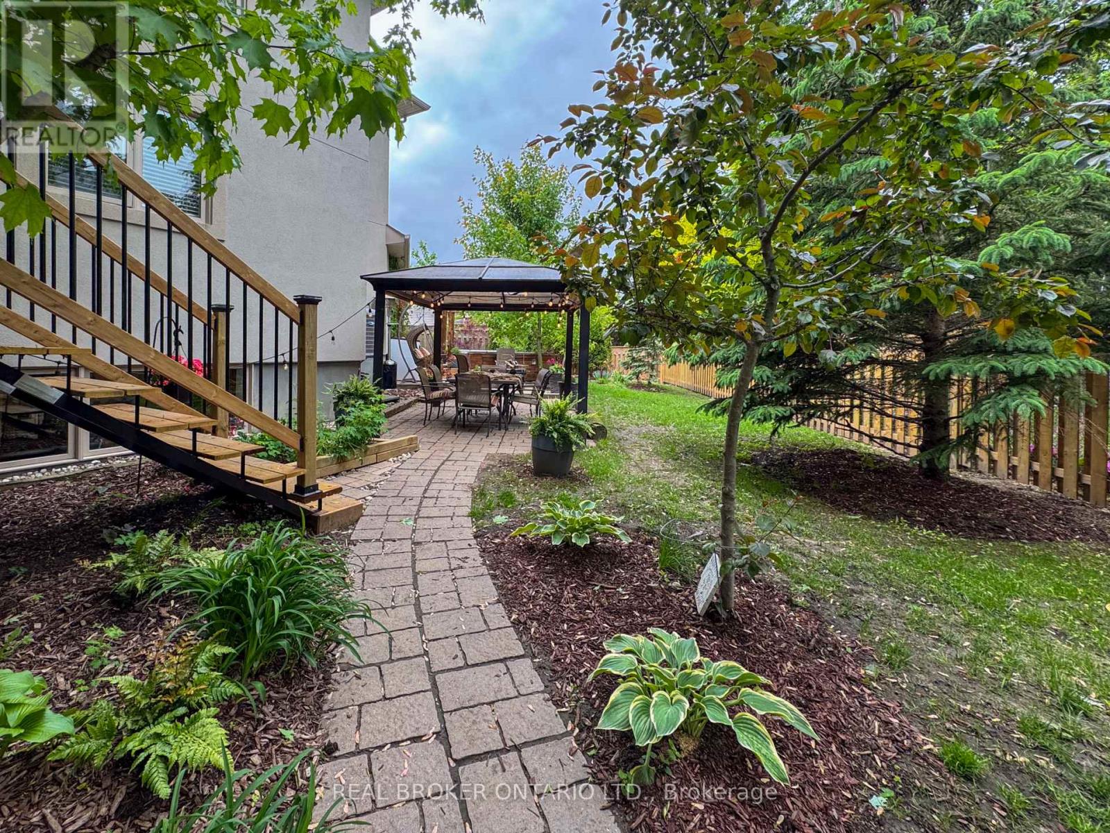 221 Jensen Court