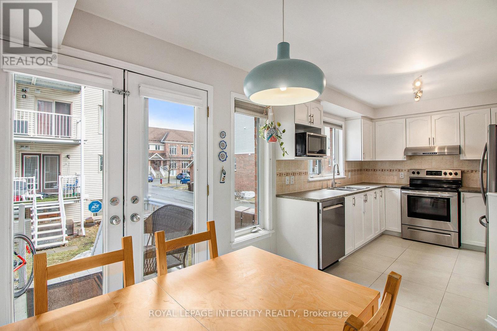 36 - 1512 Walkley Road