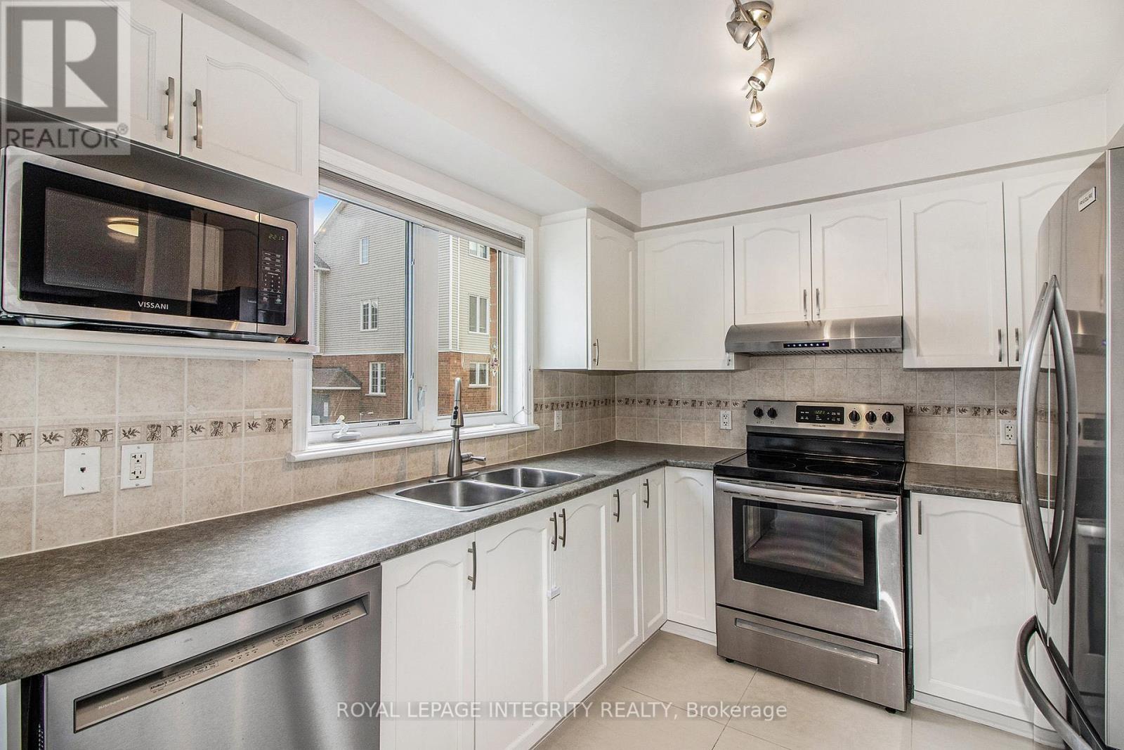 36 - 1512 Walkley Road