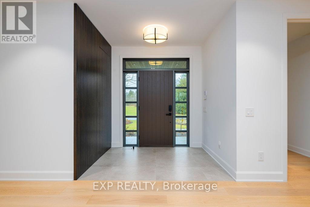 26 Clovelly Road W