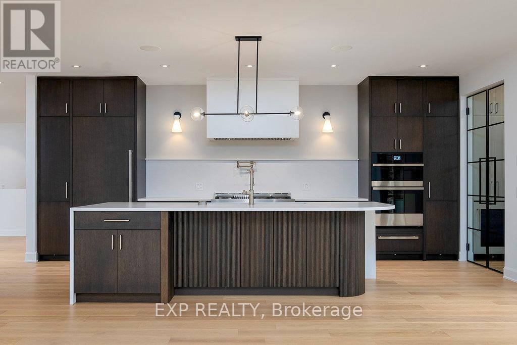 26 Clovelly Road W