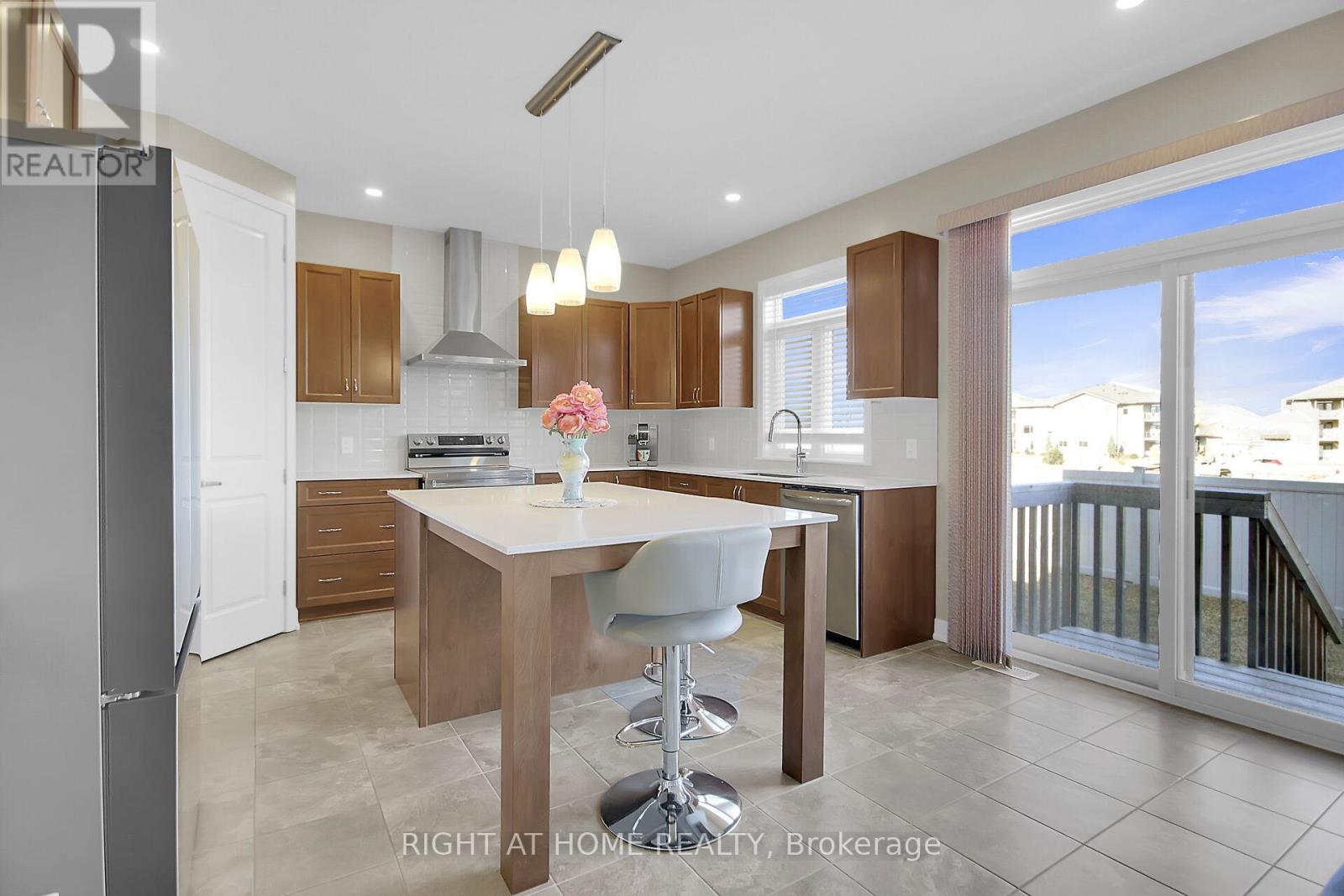 935 Embankment Street