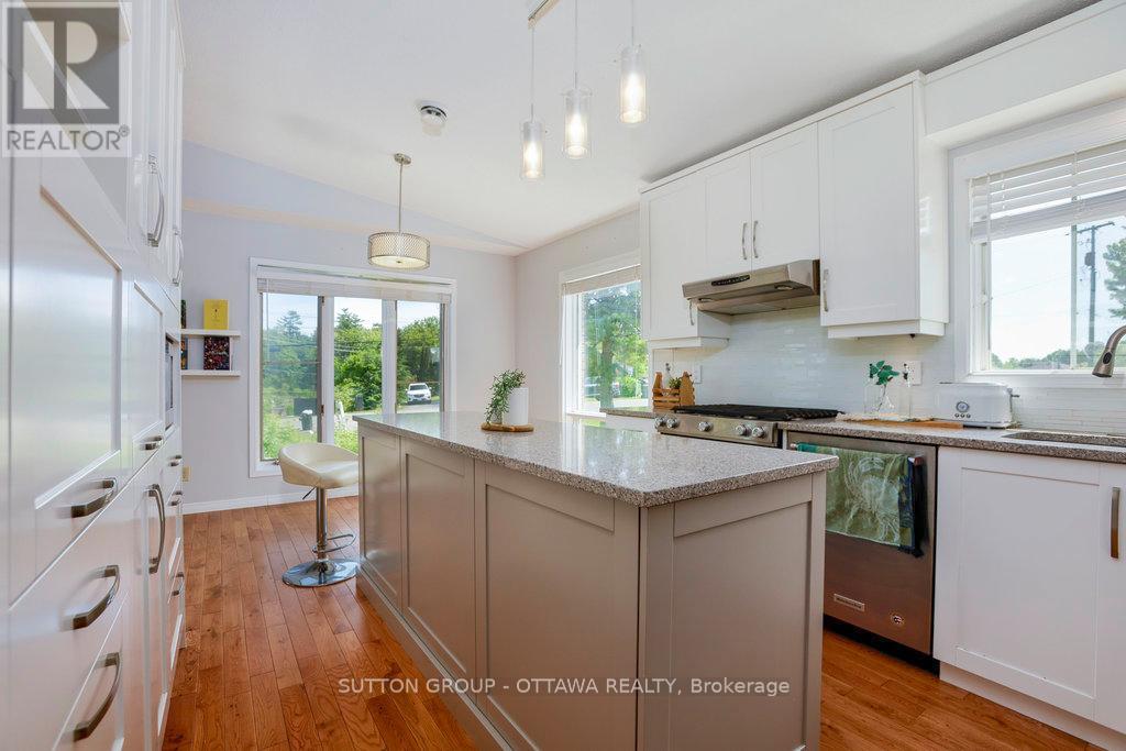 223 Des Outaouais Street