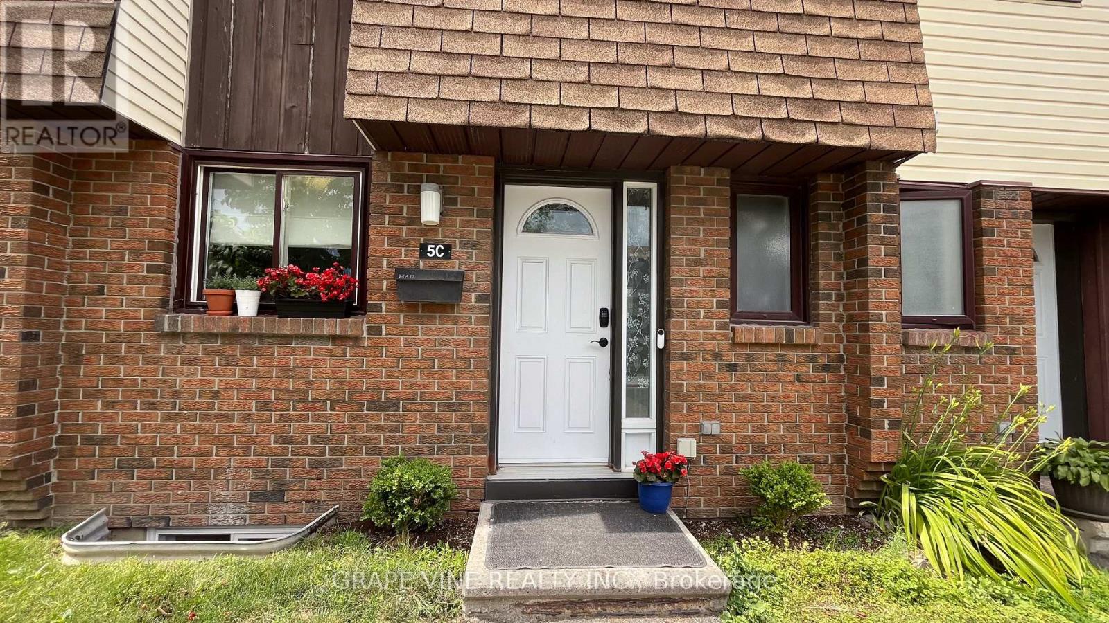 5c Woodvale Green