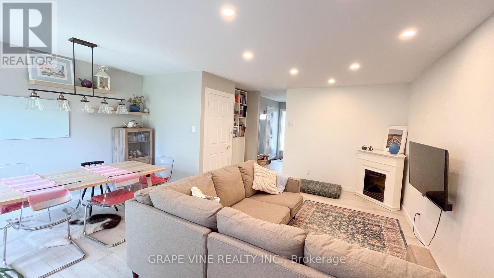 5c Woodvale Green