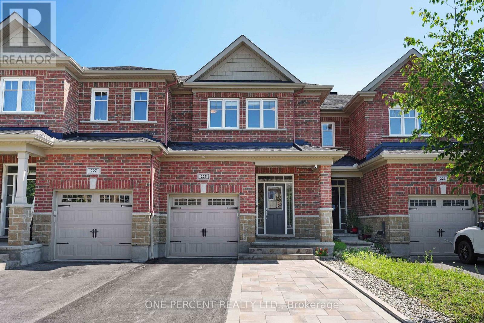 225 Losino Crescent