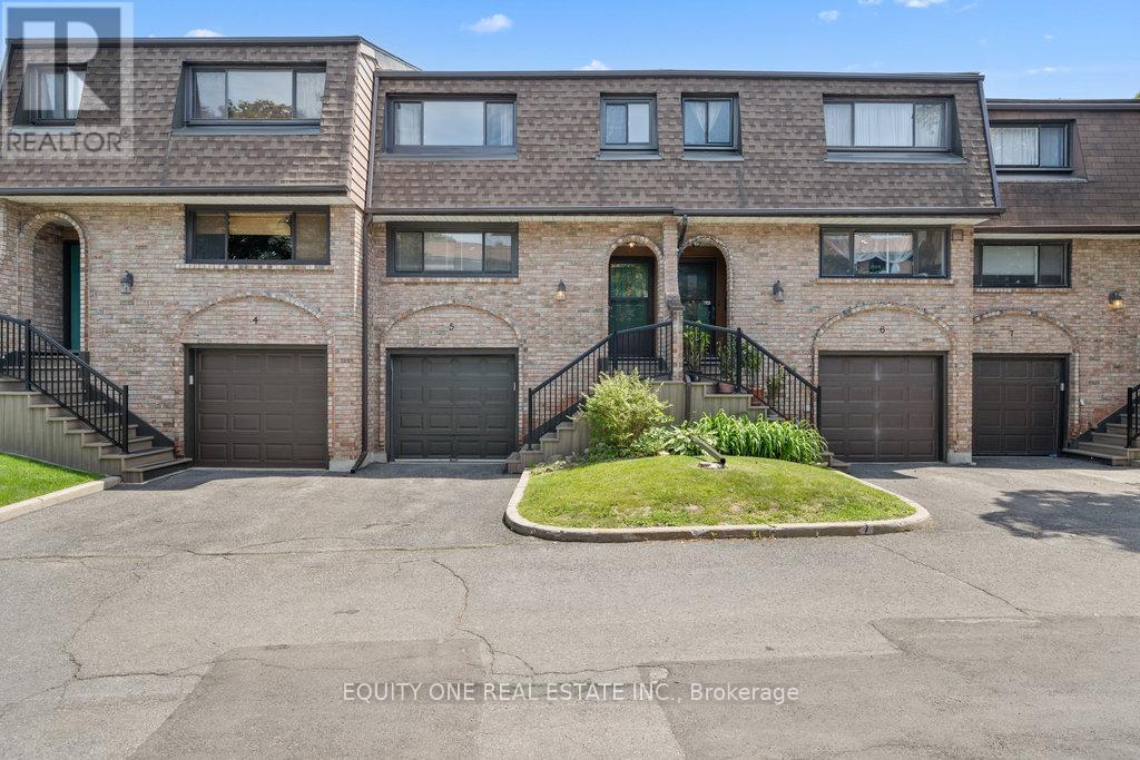 5 - 2 Bertona Street