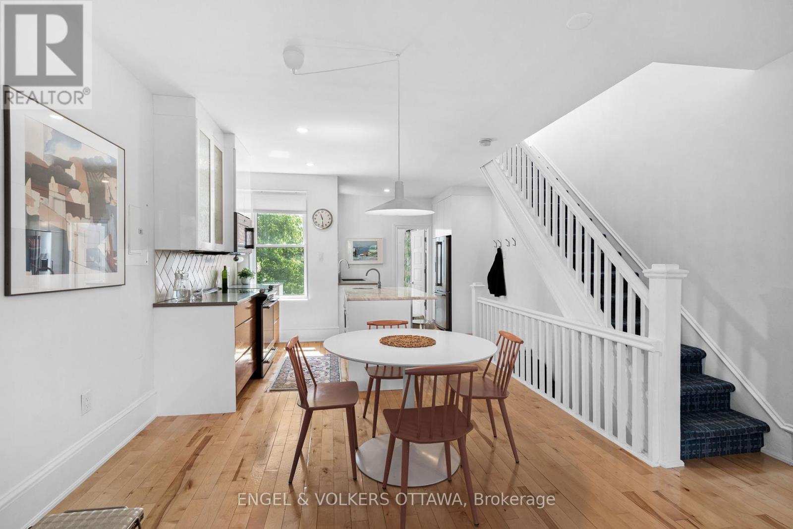 244 Flora Street