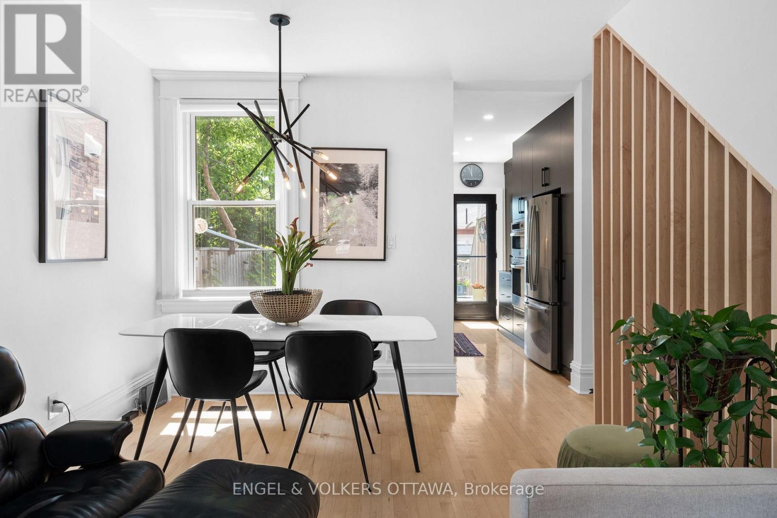 244 Flora Street