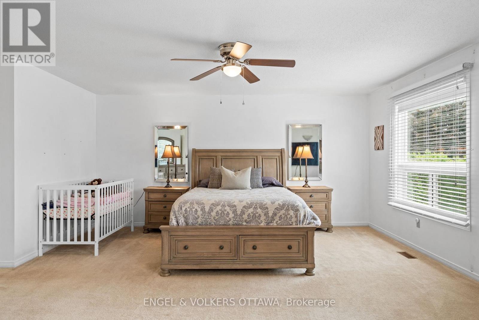 4 Collingwood Crescent