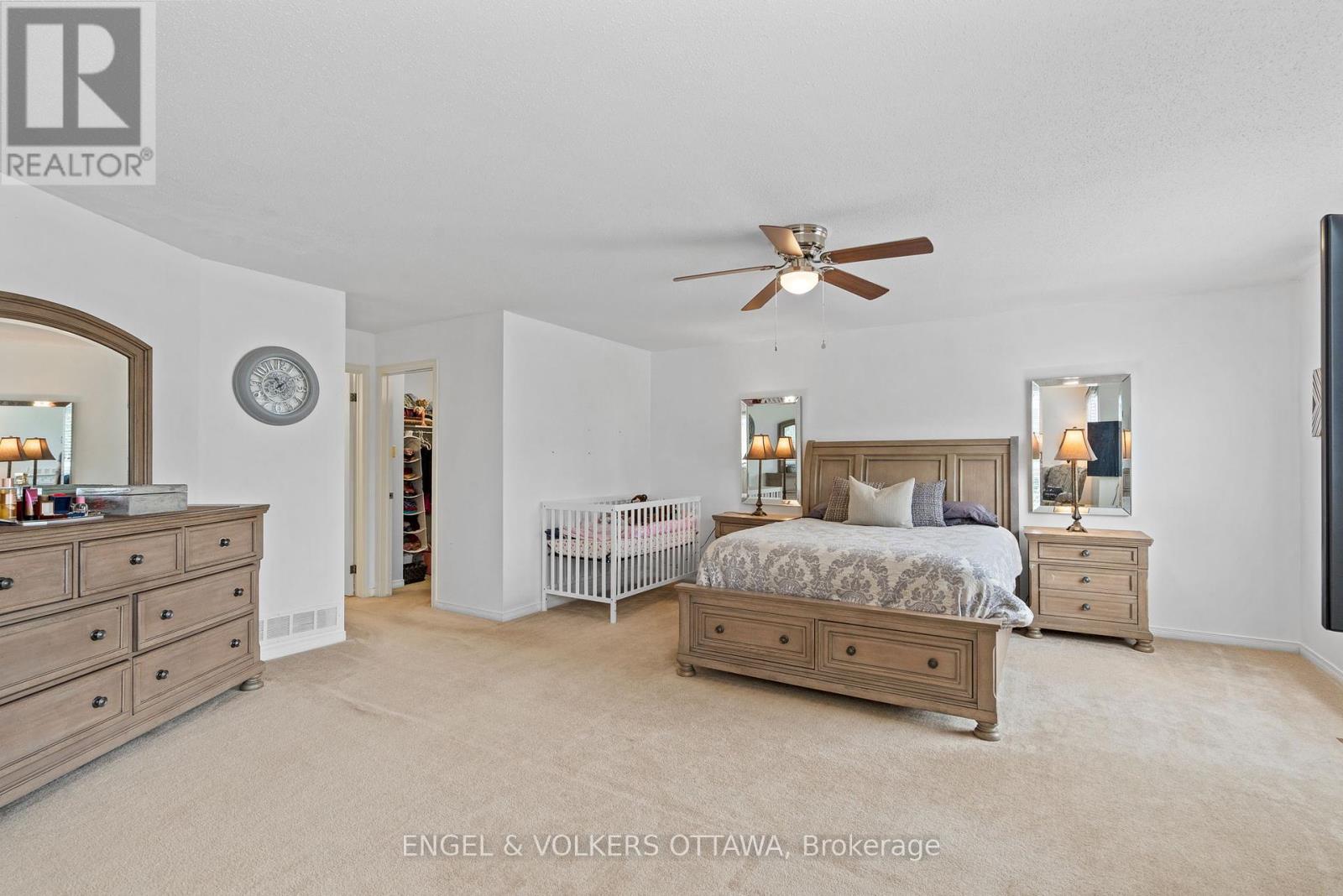 4 Collingwood Crescent