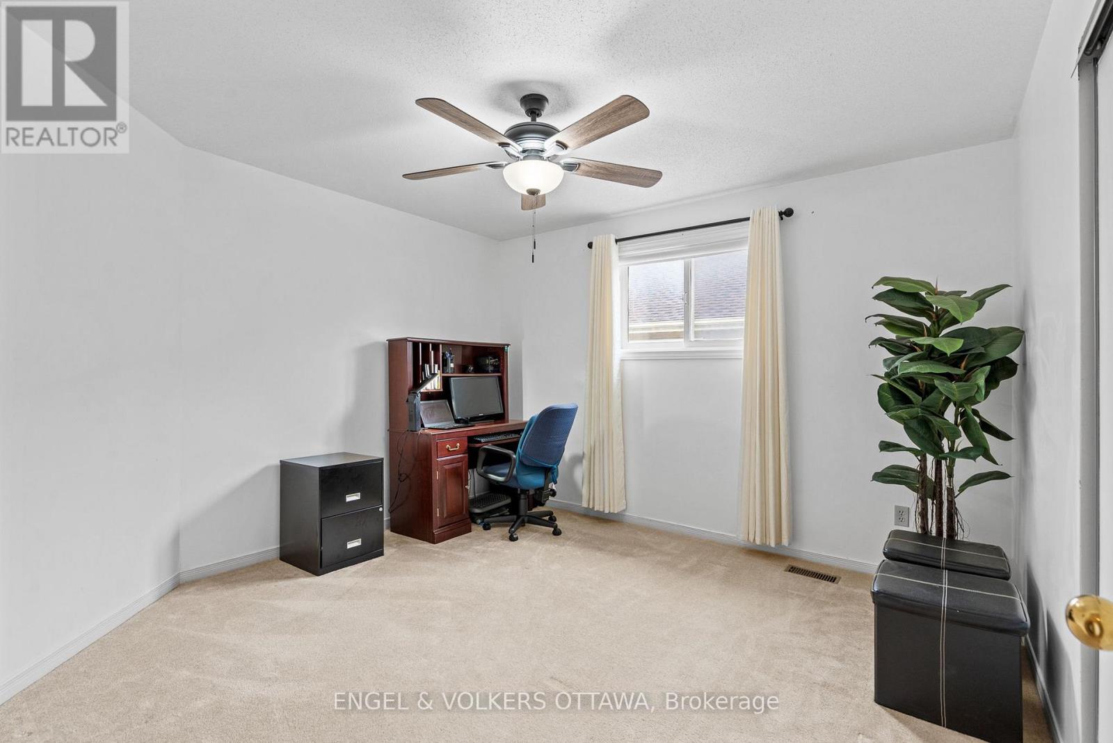 4 Collingwood Crescent