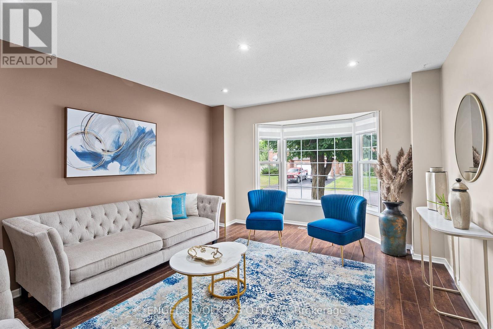 4 Collingwood Crescent