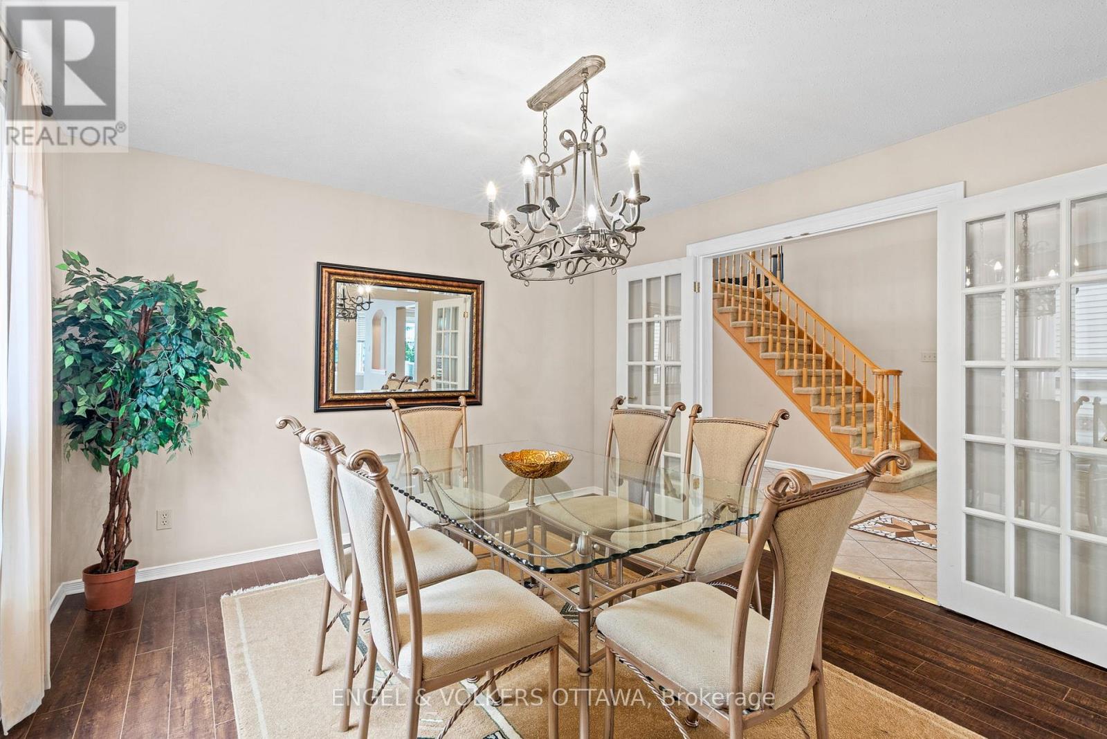 4 Collingwood Crescent