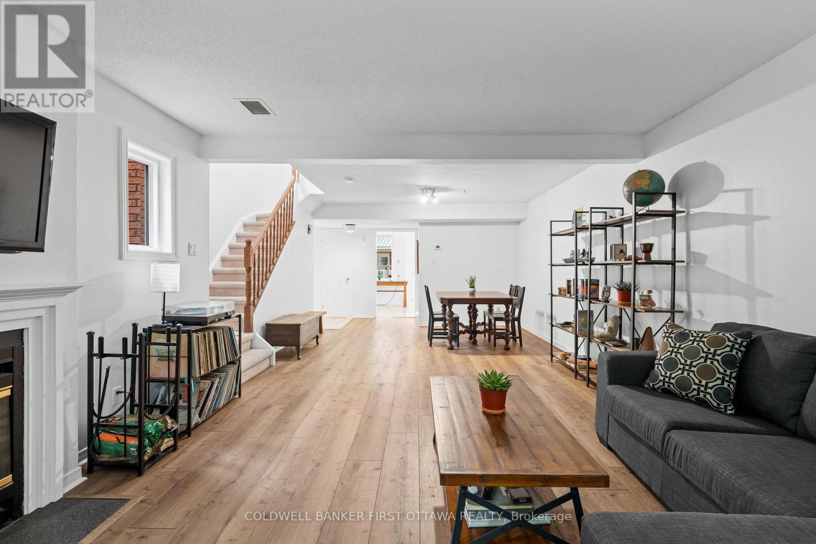 111f - 250 Fountain Place