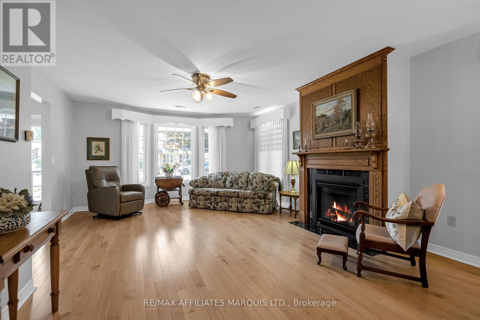 24 Saunders Avenue