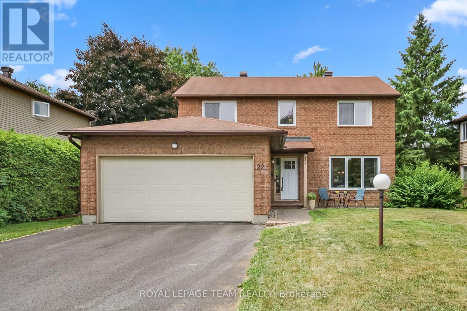 22 Hewitt Way