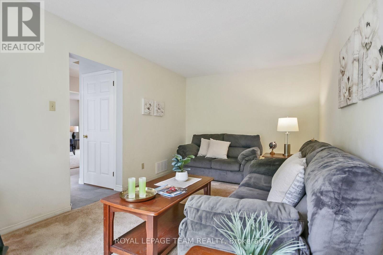 22 Hewitt Way