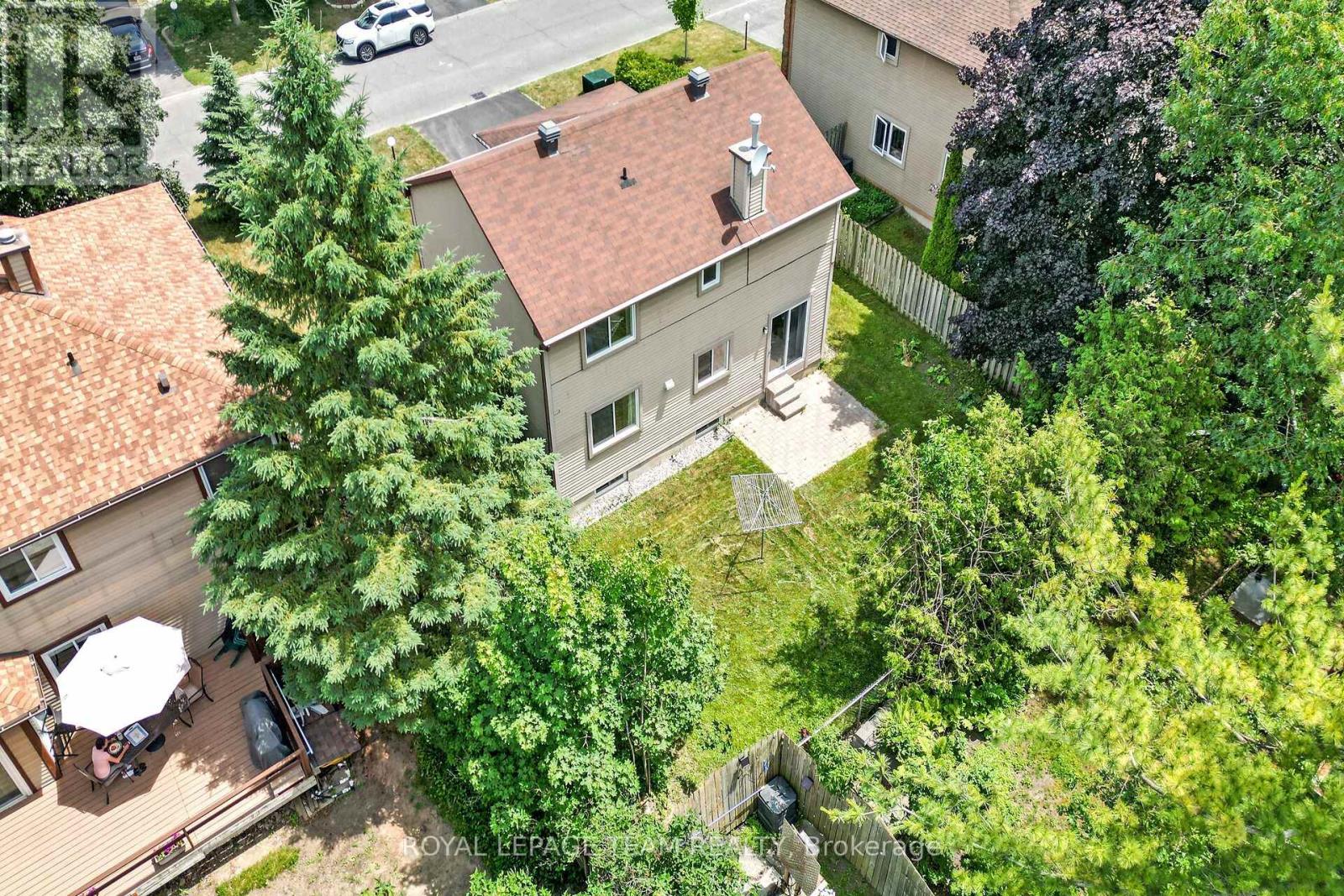 22 Hewitt Way