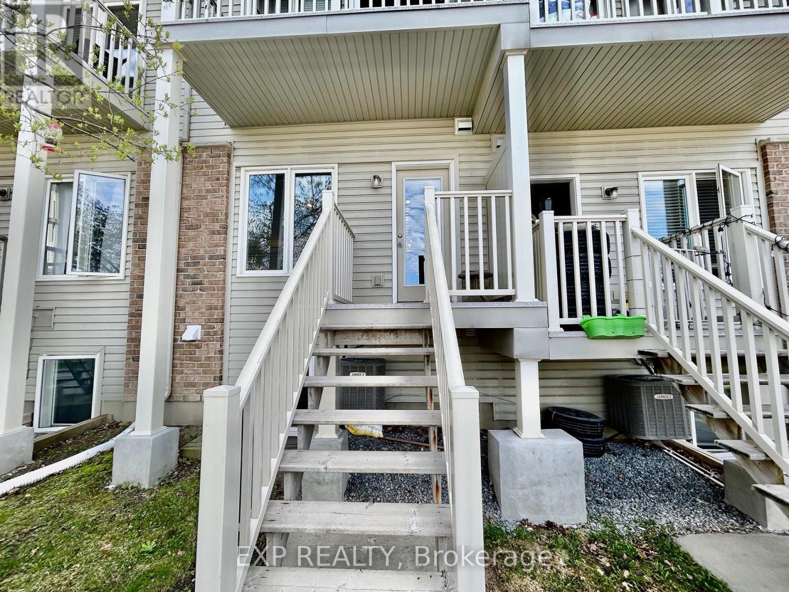 208 Shanly Private