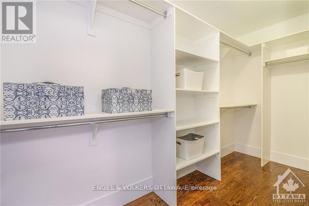 105 Montauk Pvt