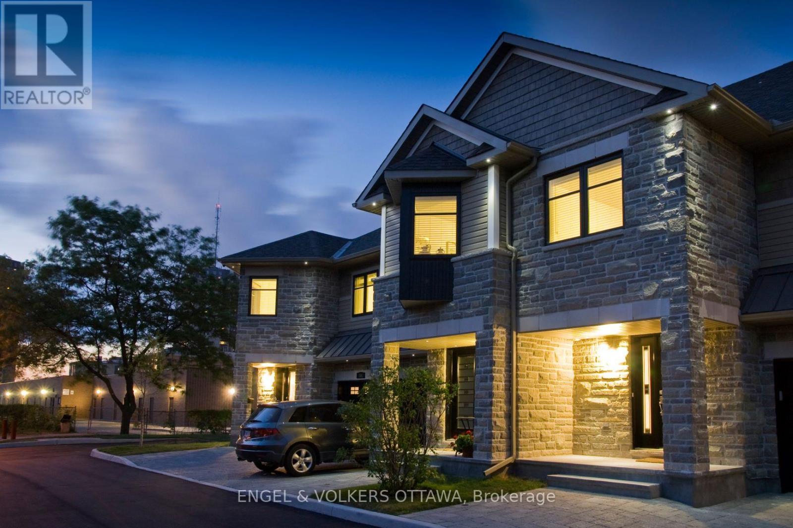 105 Montauk Pvt