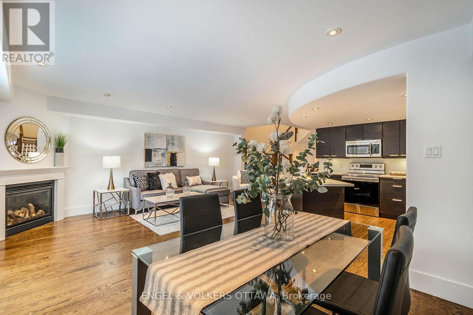 105 Montauk Pvt
