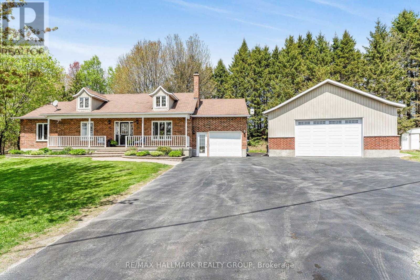 1211 Lacroix Road