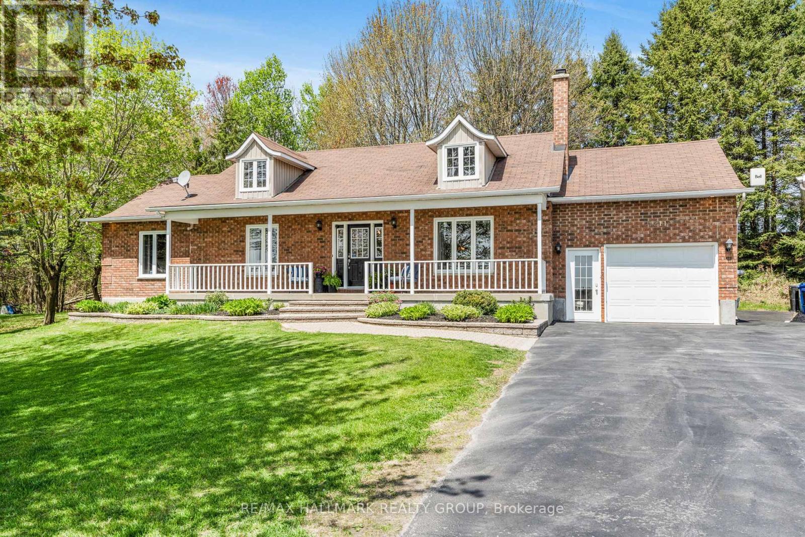 1211 Lacroix Road