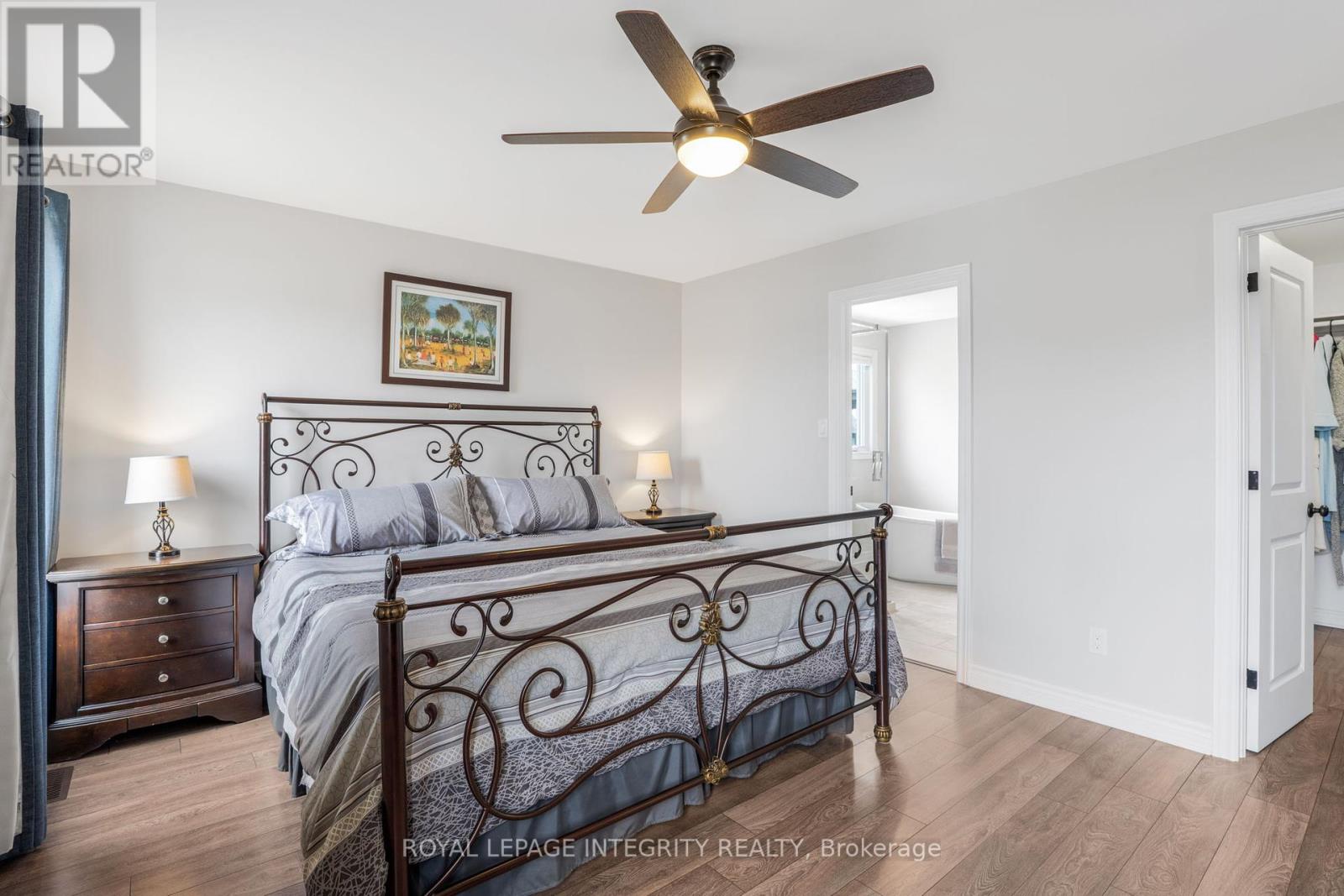 251 Des Violettes Street