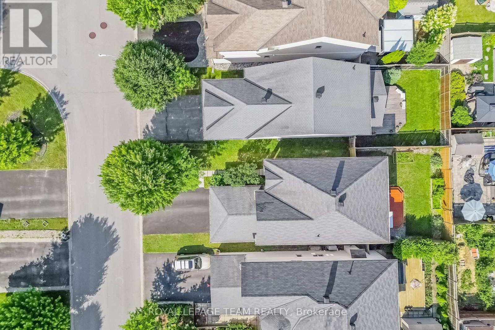 204 Applecross Crescent