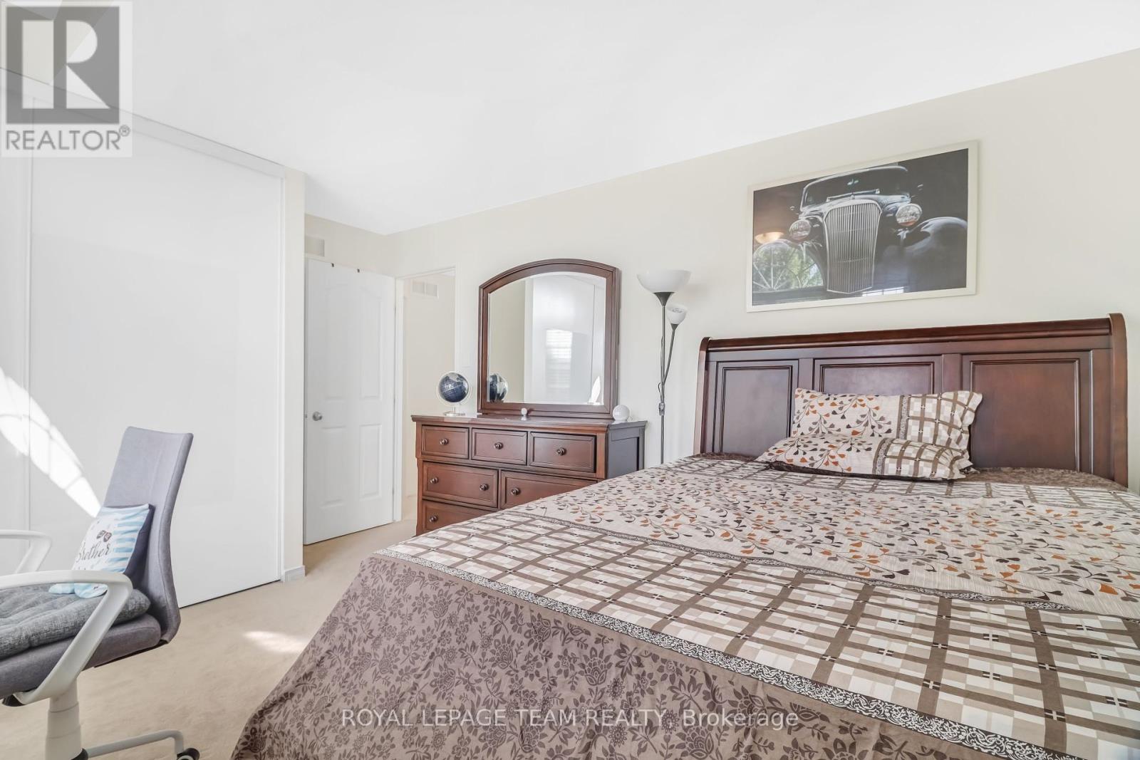 204 Applecross Crescent