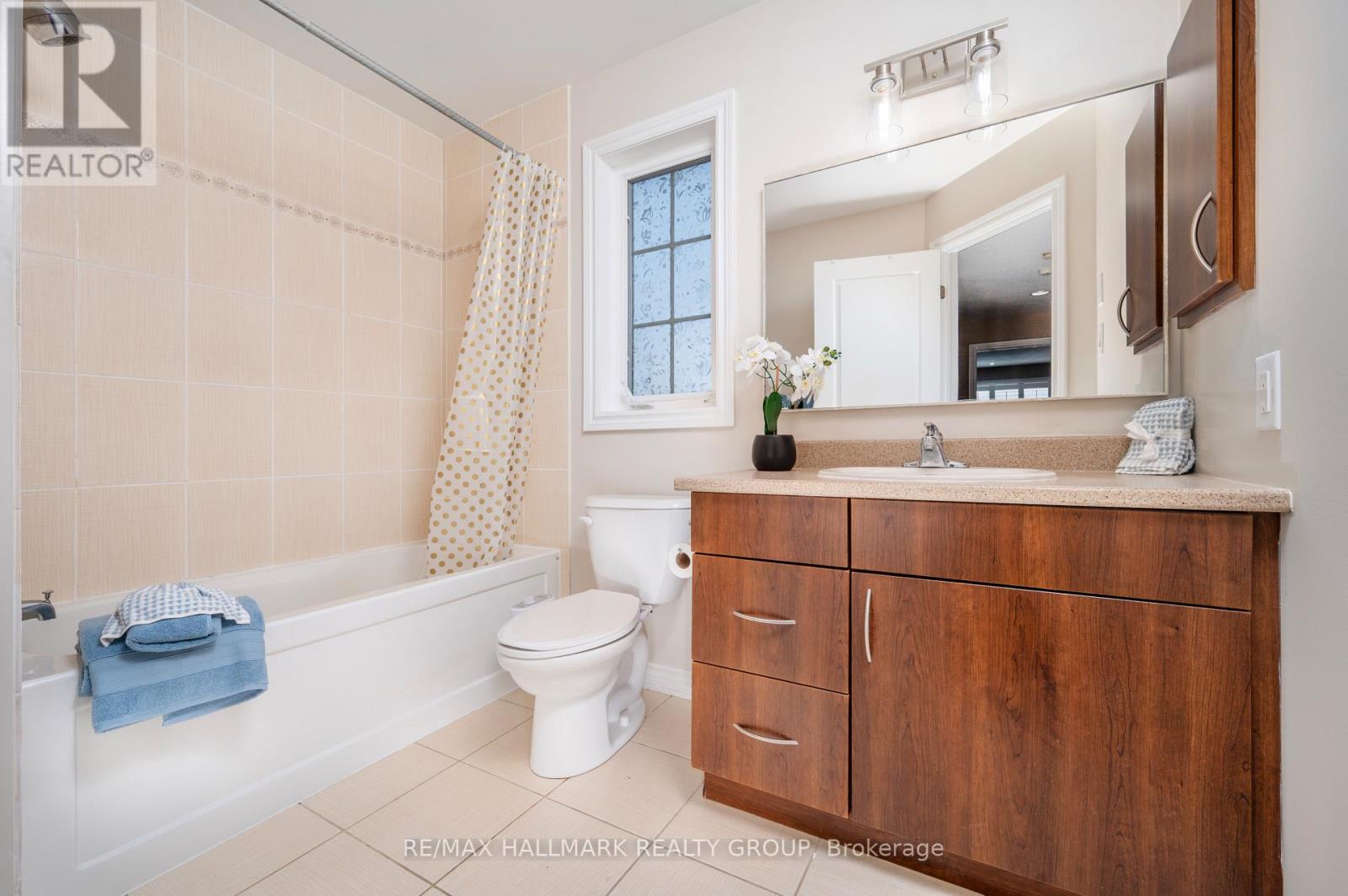 203 Black Sage Crescent