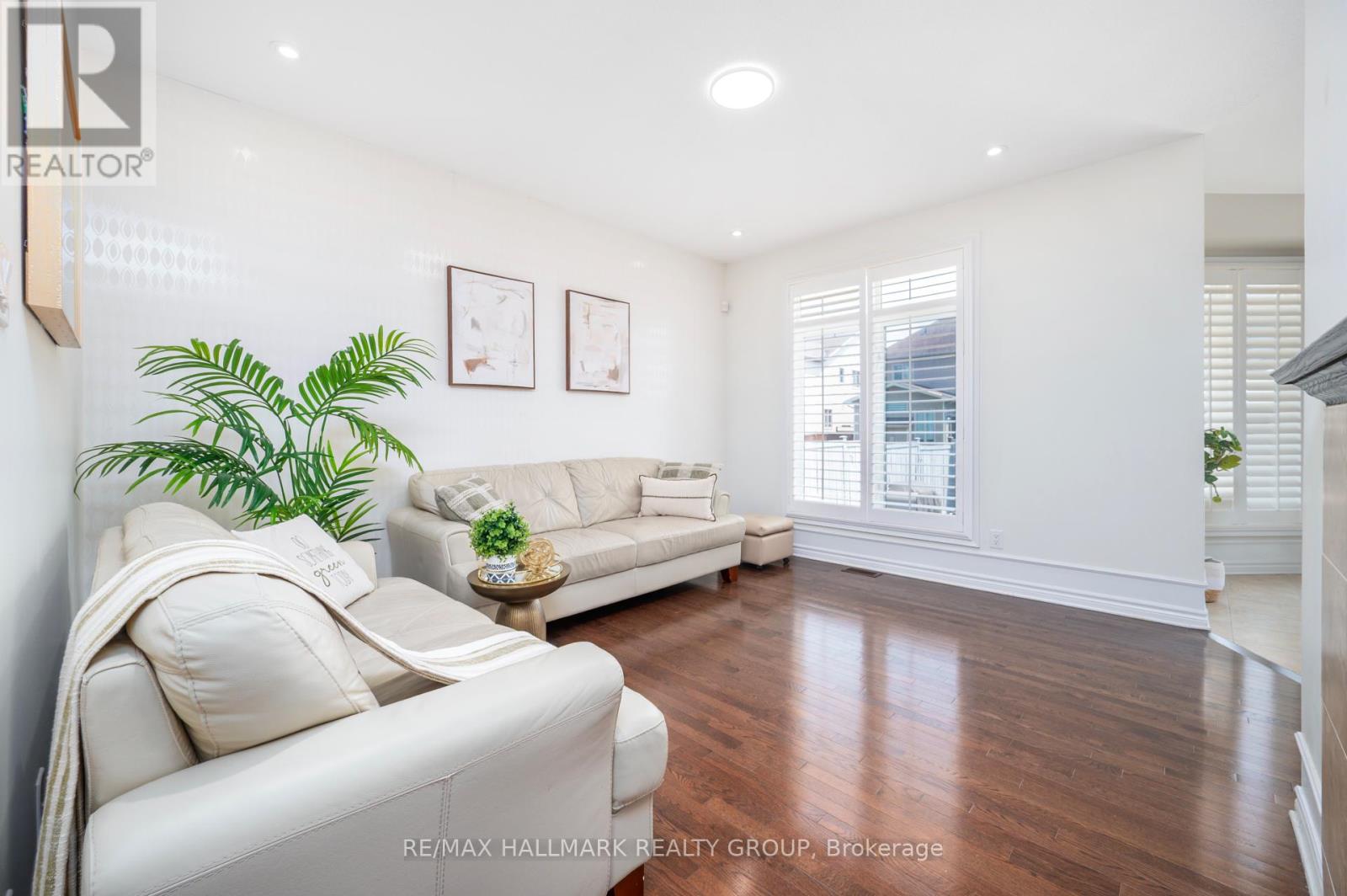 203 Black Sage Crescent