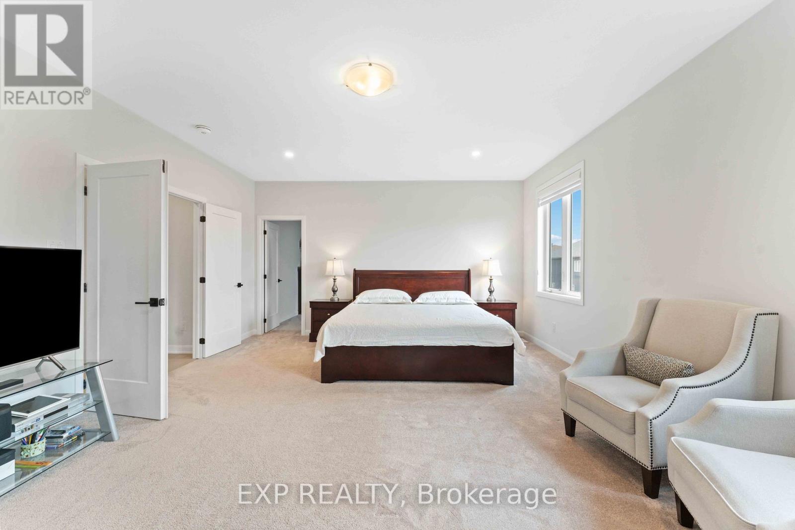 700 Coast Circle
