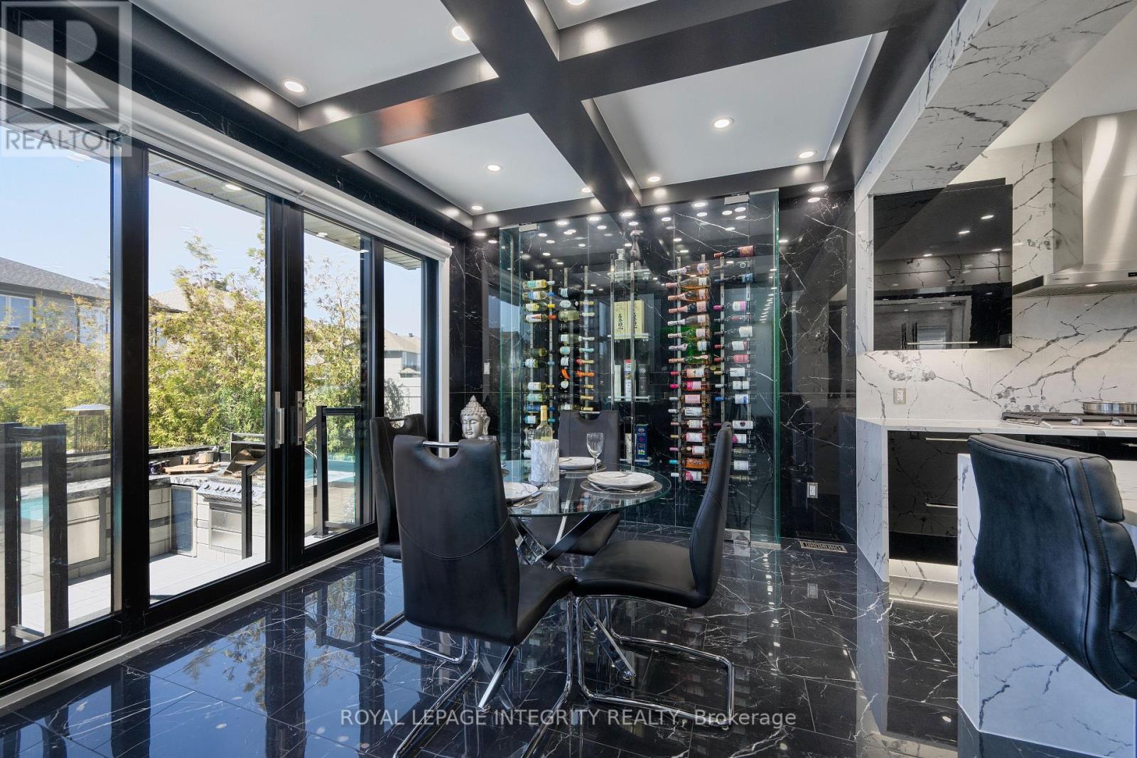 232 Condado Crescent