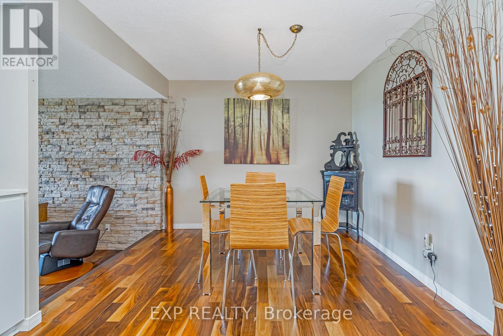 1301 - 415 Greenview Avenue