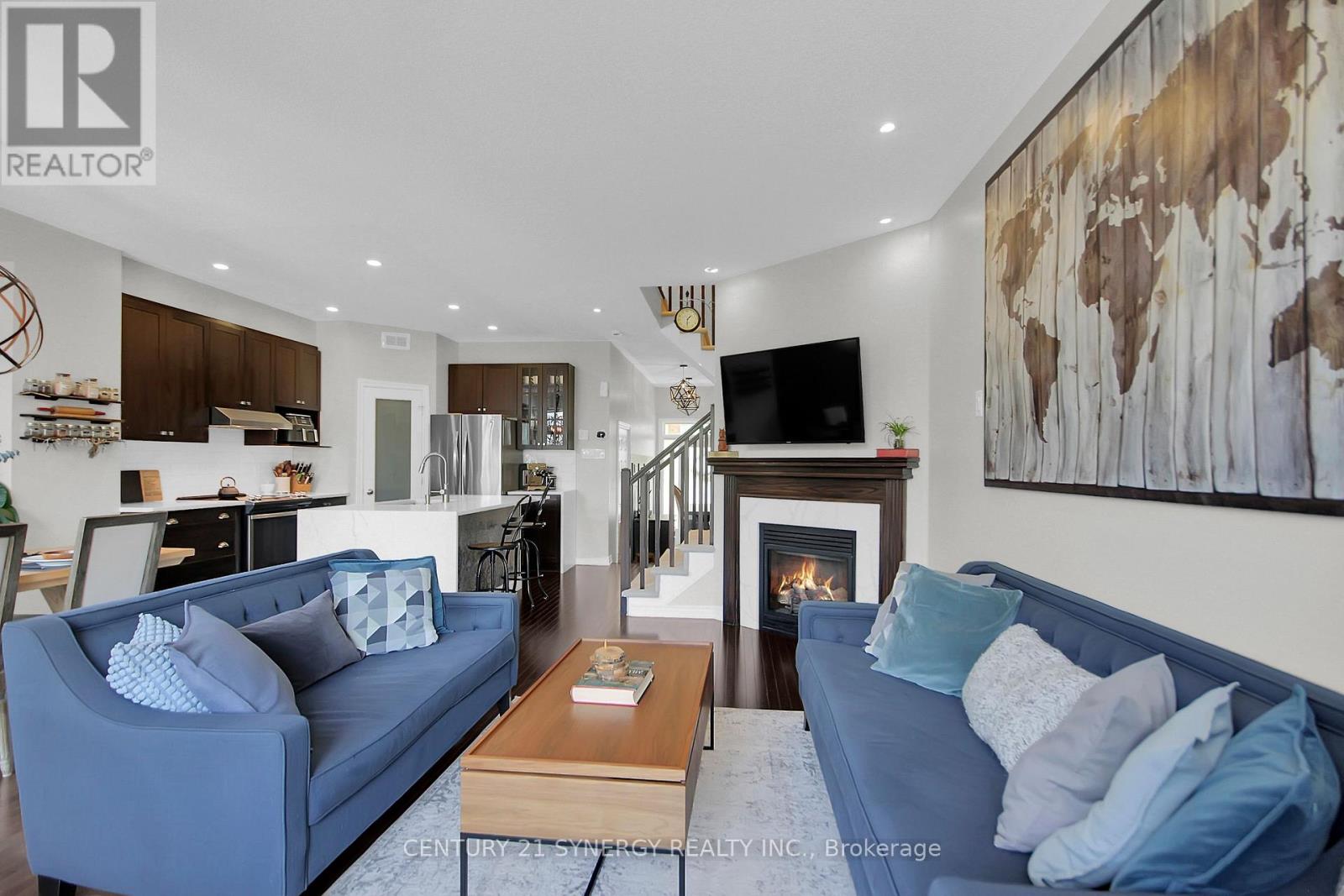 251 Mojave Crescent