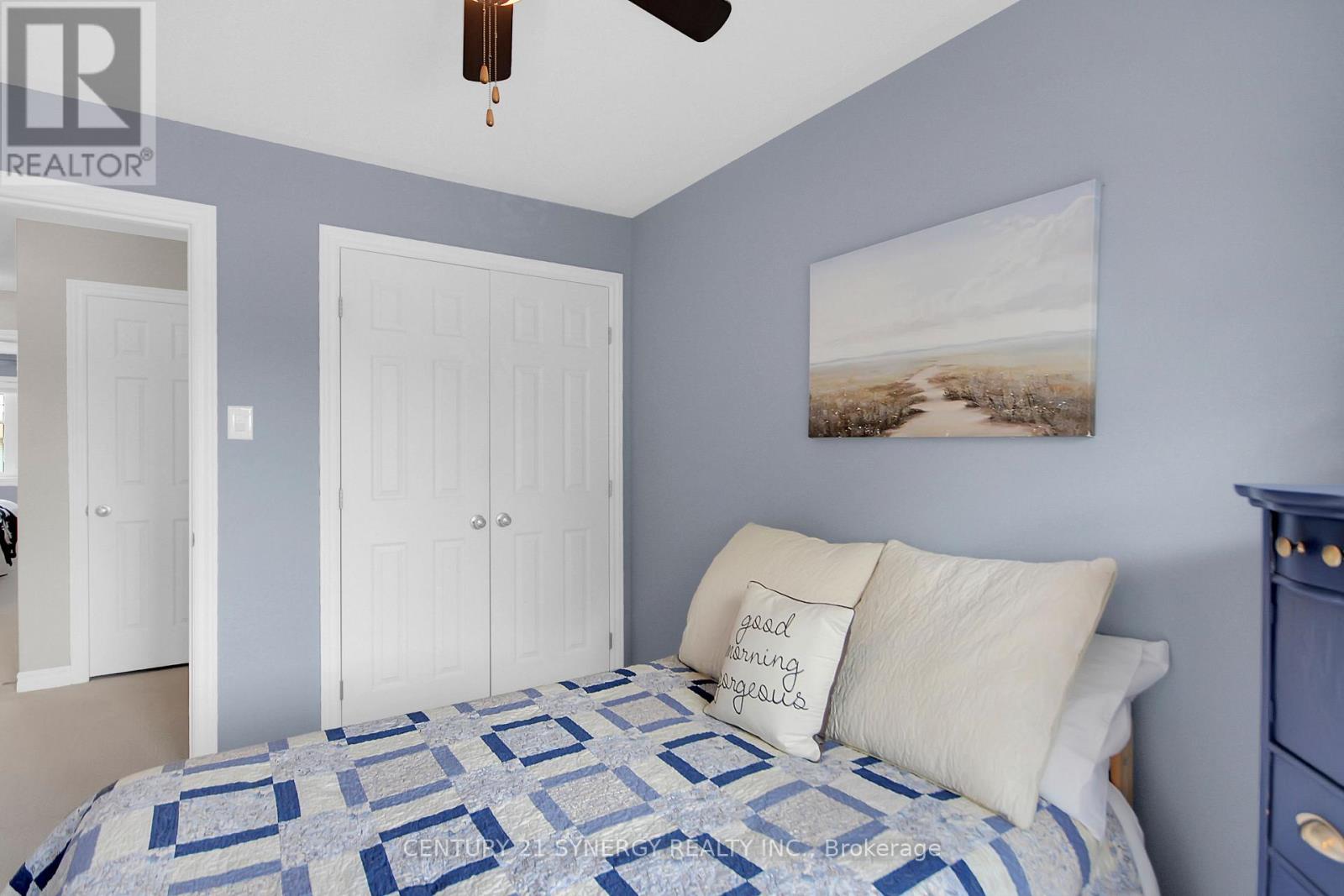 251 Mojave Crescent