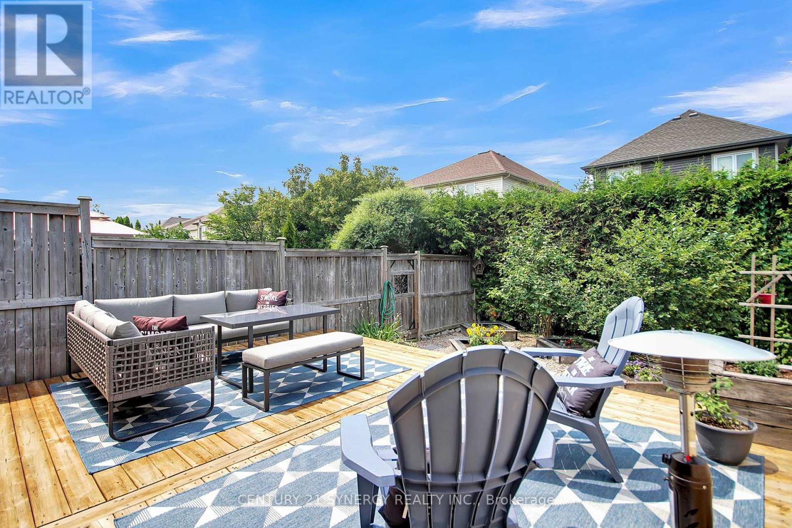 251 Mojave Crescent